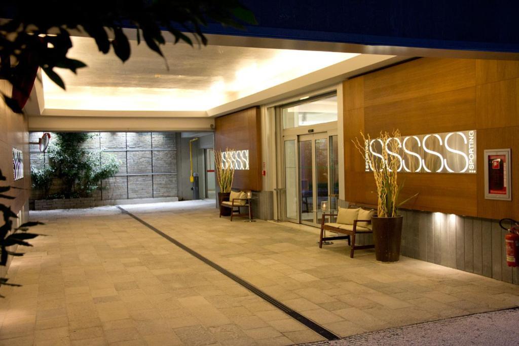Hotel Sporting Cologno Cologno Monzese Exterior photo